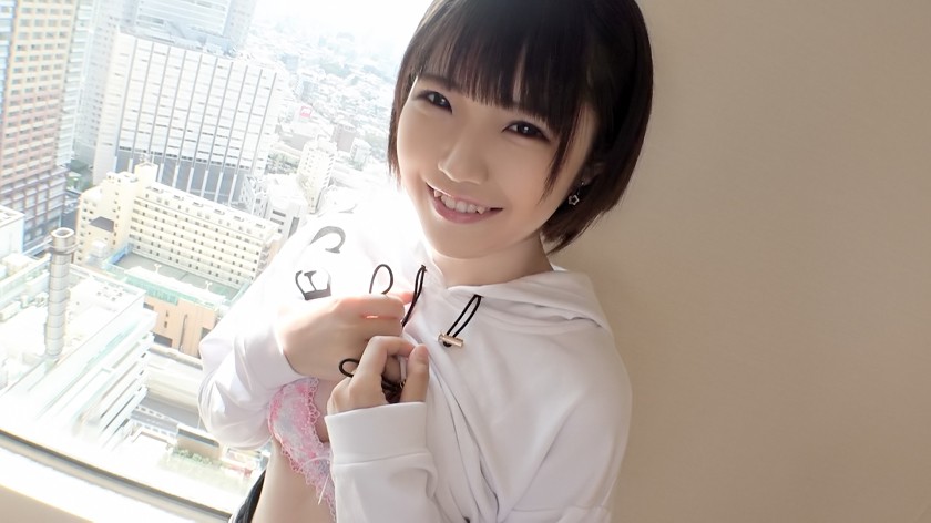 【初撮り】【透明感120%】【ロック好き美少女】ショートカットの小顔美少女。卑猥な姿が想像できない彼女も身体は正直で…【初撮り】ネットでAV応募→AV体験撮影 1101