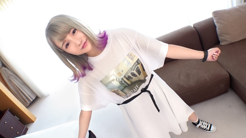 【初撮り】【真っ白な純真ボディ】【突き出る美尻】個性的な容姿といやらしい美尻を魅せる20歳の専門学生。ネットでAV応募→AV体験撮影 1385